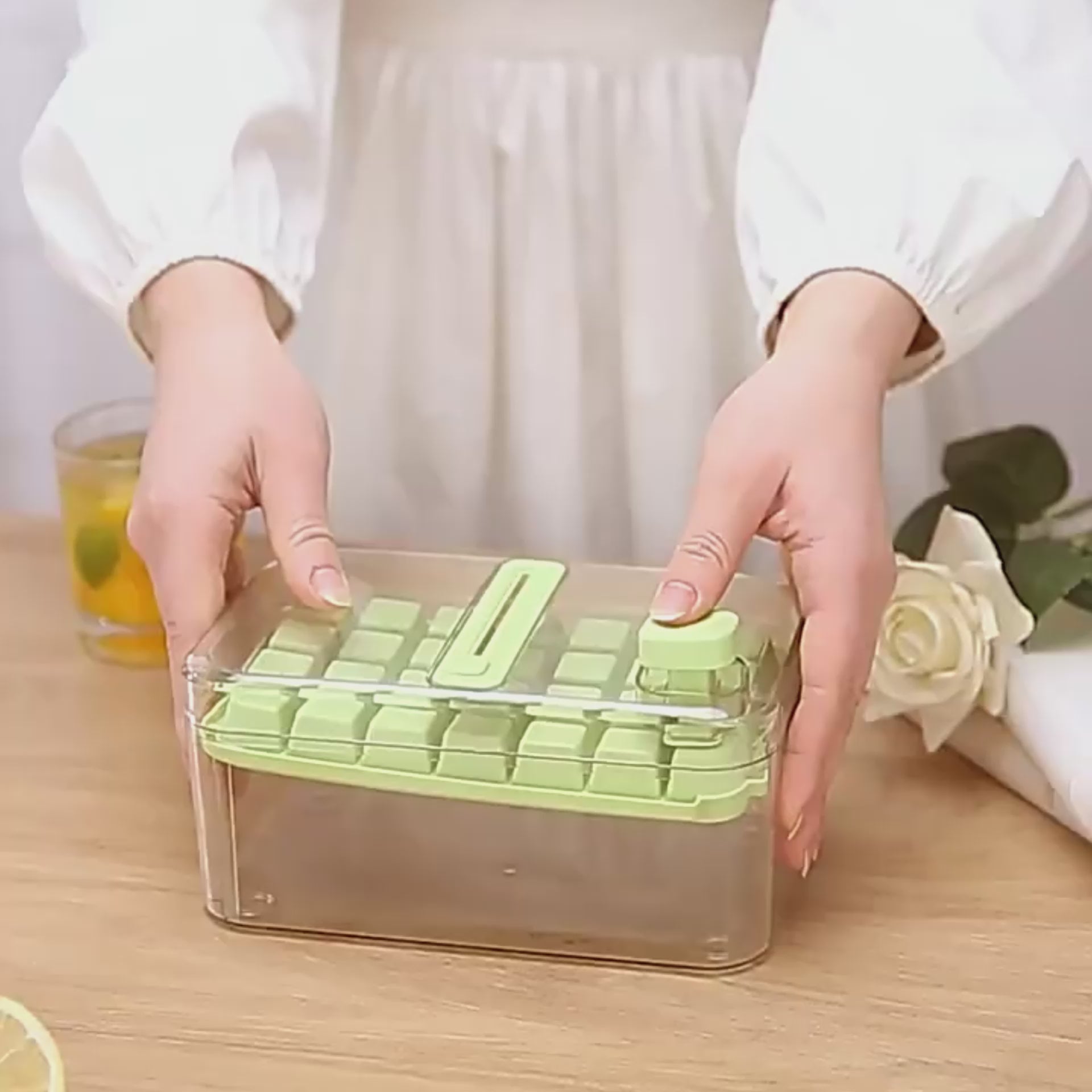 2-in-1 Homemade Ice Cube Maker with Dispenser | 28/56 Grids